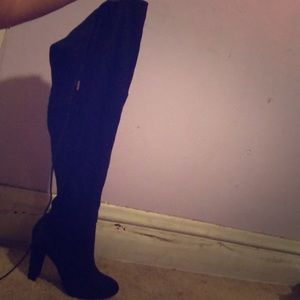 Brand new, never been put on knee high boots